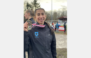 Championnats de cross 67 & CEA : la démonstration d'Elise !