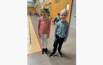 La reine Arya et le roi Karl !