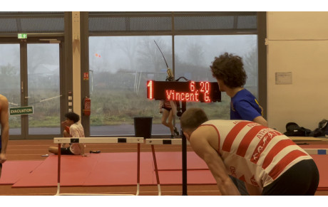 Notre cadet Vincent Gaillard confirme et remporte le 50m du meeting U18-SE au CREPS !