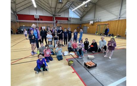 Ultime séance "pascale" pour les "éveil athlé" avant les vacances de printemps !